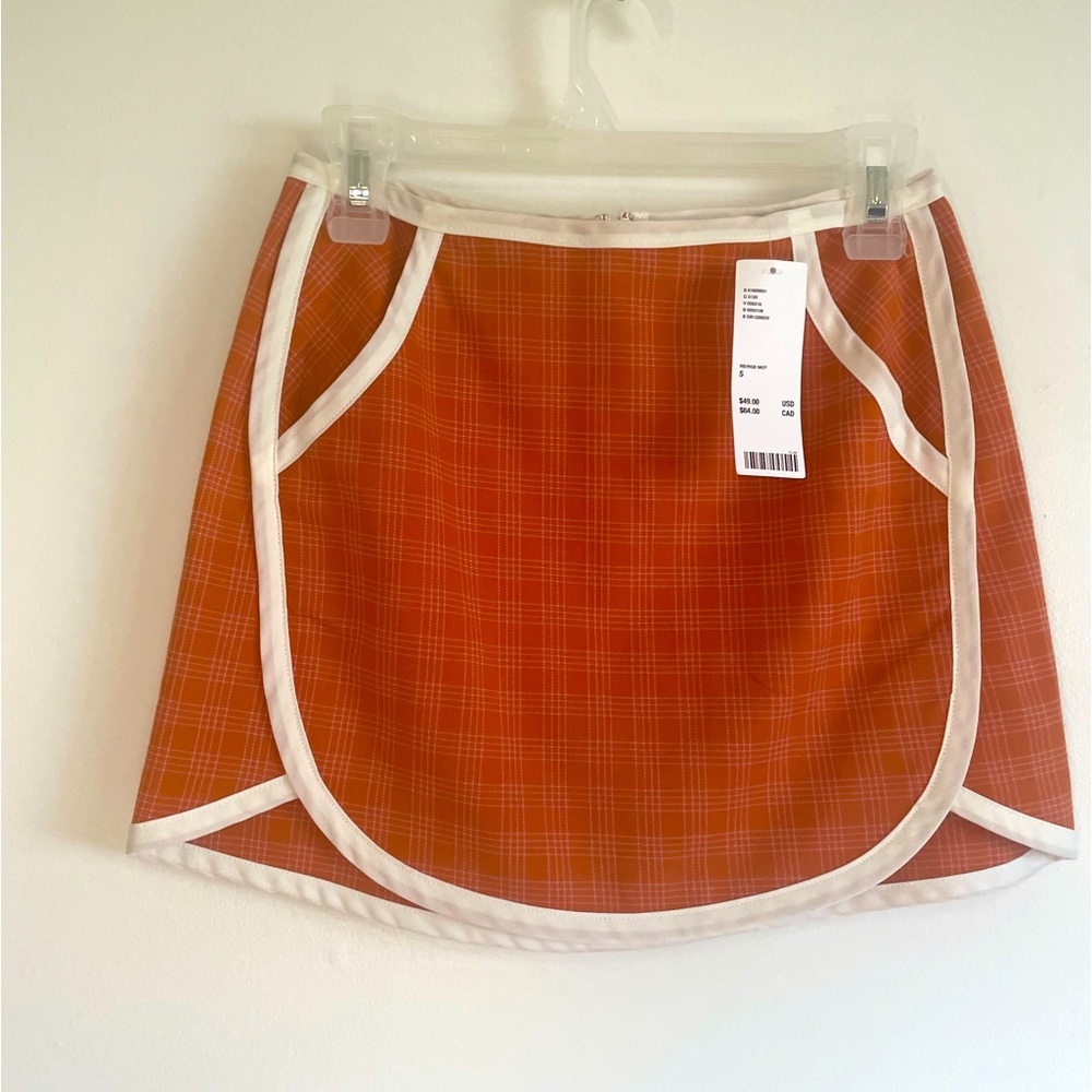 BNWT UO skirt with pockets
